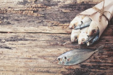 kurutulmuş, tuzlanmış balık