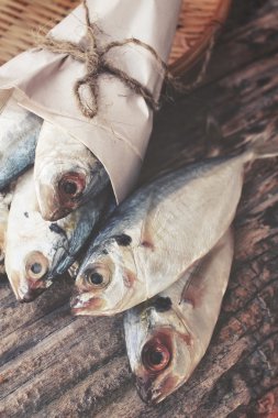 kurutulmuş, tuzlanmış balık