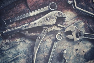 Araçları anahtar kümesi