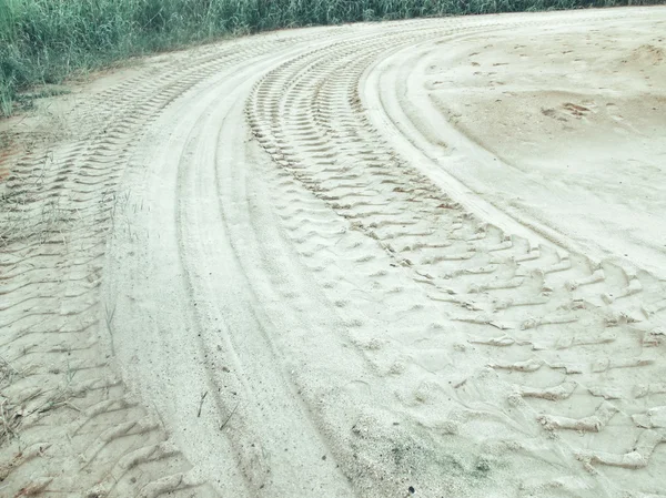 Wielsporen op de grond. — Stockfoto