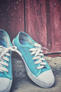 Spor ayakkabılar