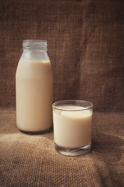 Γάλα σόγιας με φασόλια — Φωτογραφία Αρχείου
