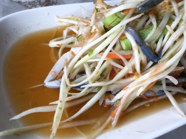 Yengeçli Papaya salatası