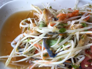 Yengeçli Papaya salatası