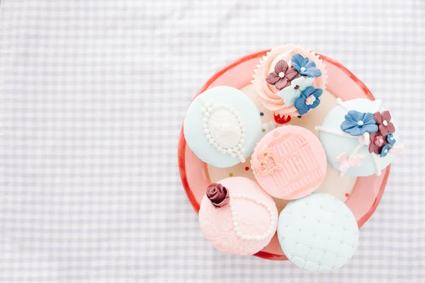 Cupcakes decorados vintage — Fotografia de Stock