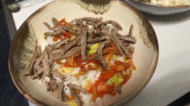 Kasede erişte çorbası..