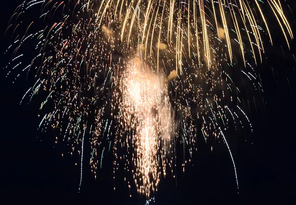 Farbenfrohes Feuerwerk — Stockfoto