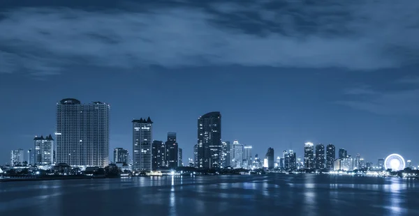 Bangkok skyline à noite, tailândia — Fotografia de Stock