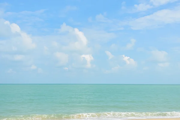 Playa tropical en Tailandia — Foto de Stock