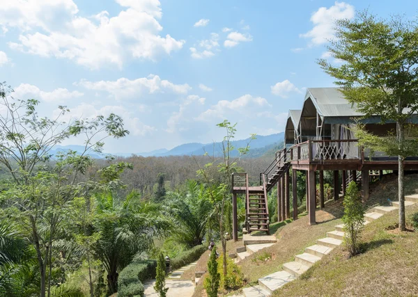 Casa de resort en la montaña en Tailandia — Foto de Stock