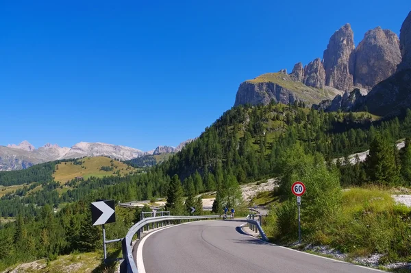 Dolomites Sella geçişte