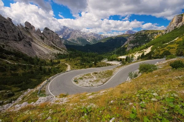 Sexten Dolomites in Italy, Serpentine — Stock Photo, Image