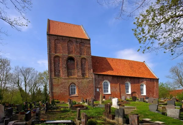 La chiesa di Suurhusen — Foto Stock