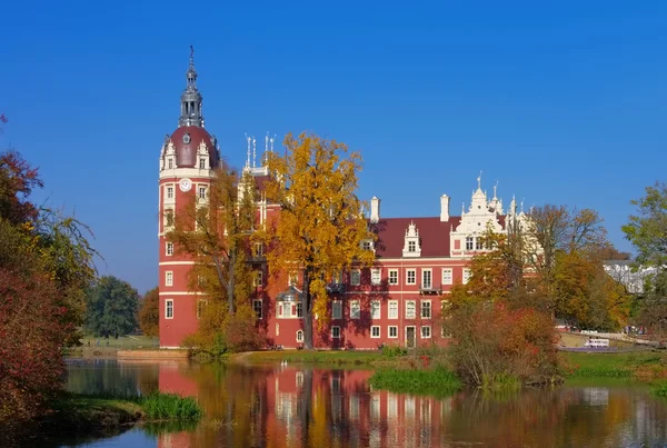 Bad Muskau palác na podzim — Stock fotografie