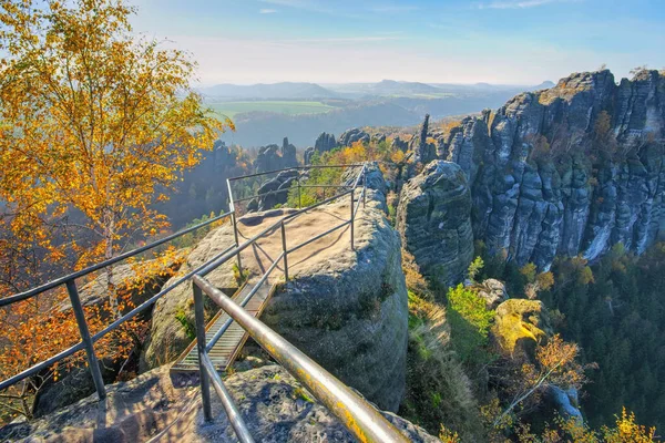 Montaña Schrammsteine Sajonia Suiza Otoño Alemania — Foto de Stock