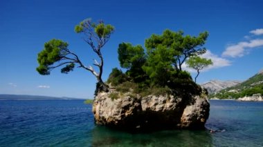 Brela beach dalgıç