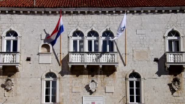 Banderas de Trogir — Vídeo de stock