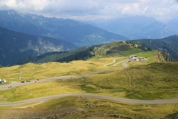 Alpejskich krajobrazów górskich — Zdjęcie stockowe