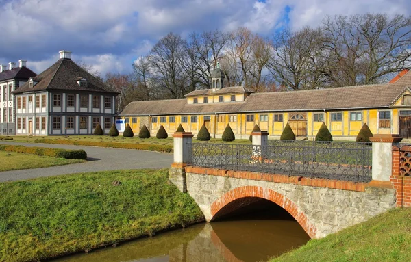 Old Oranienbaum palace — Stock Photo, Image