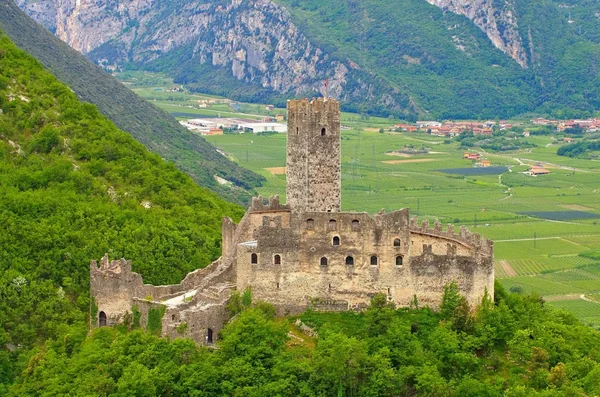 Castel de Drena em itália — Fotografia de Stock