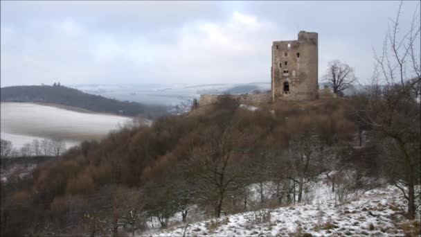 Разрушение замка Арнштайн — стоковое видео