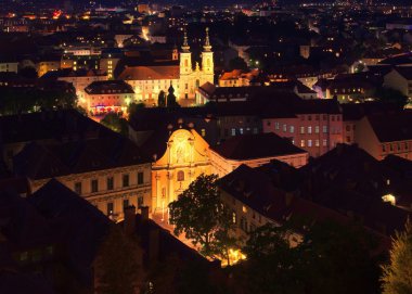 Geceleri kilise Mariahilf Graz