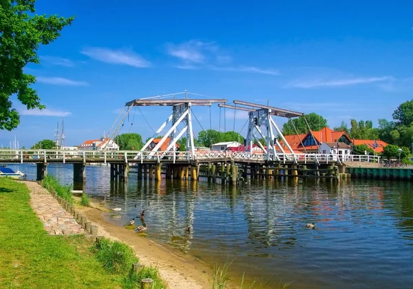 Wieck bridge na Alemanha — Fotografia de Stock