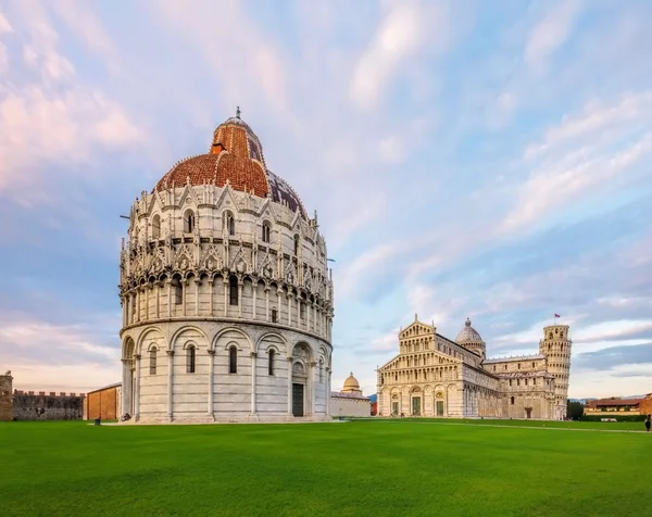 Torre de Pisa na Itália — Fotografia de Stock