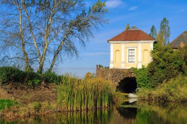 İngilizce woerlitz eisenhart gerekçesiyle 