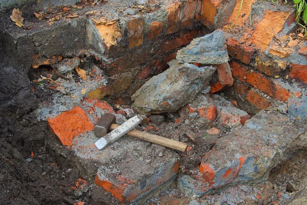 Hammer and chisel — Stock Photo, Image