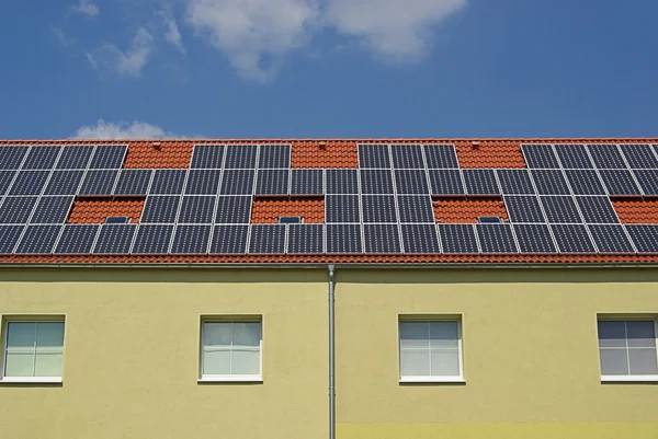 Moderne Solaranlage — Stockfoto