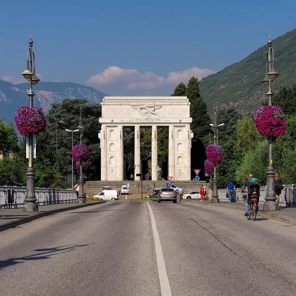 Bozen, das Siegesdenkmal — Stockfoto