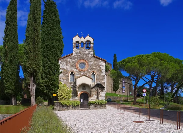 Gorizia castle and chapel — Stock Photo, Image