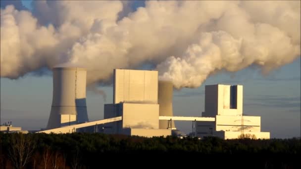 La moderna central eléctrica Boxberg — Vídeo de stock