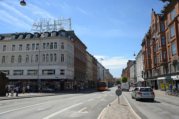 Copenhagen, Denemarken - 21 juli 2016: Verkeer op de Copenhagen street — Stockfoto