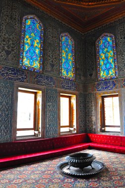 Istanbul, Türkiye - 22 Kasım 2014: Birincil'ların olduğu bölge Topkapı Sarayı harem odasında