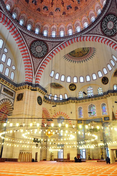 Istanbul, Türkiye - 23 Kasım 2014: İç Süleymaniye Camii