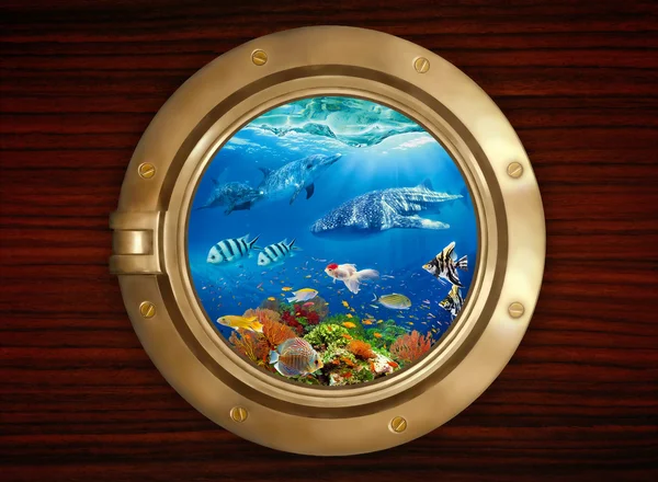 Porthole and underwater world — Stock Photo, Image