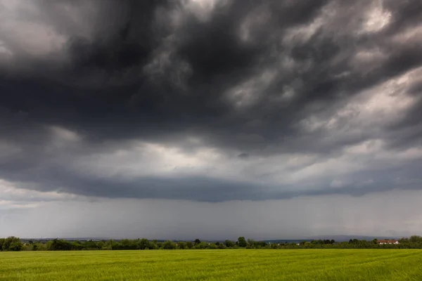 Dramatische Gewitterwolke Über Einem Weizenfeld Wetterau — Stockfoto