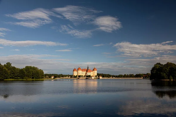 Barokní Zámek Moritzburg Odraz Jezeře Sasko Německo — Stock fotografie