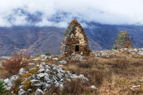 Digora Vadisi 'ndeki Necropolis, Kuzey Osetya-Alanya Cumhuriyeti