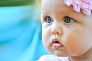 Çocuklar, insanlar, bebeklik ve yaş kavramı - güzel mutlu bebek