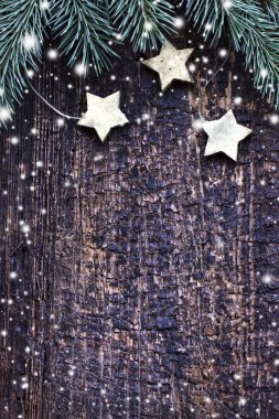 Christmas doku ile çam dalları ve yıldız