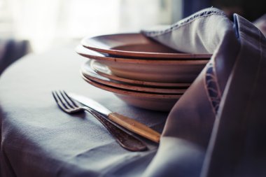 Vintage sofra, çatal bıçak takımı