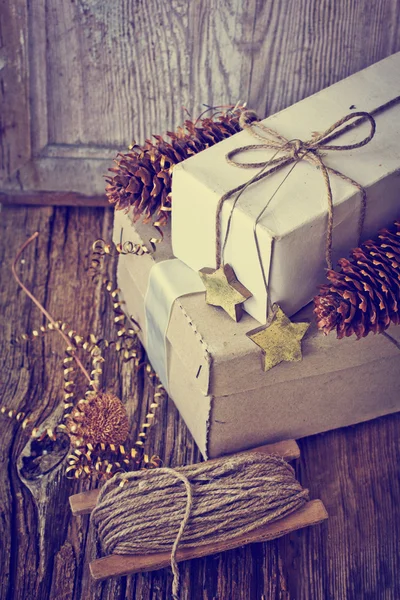 Gifts, boxes, christmas decorations — Stock Photo, Image