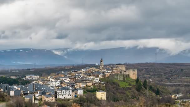 Upływ czasu Puebla de Sanabria Town — Wideo stockowe