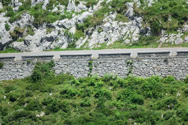 La famosa Covadonga ciclismo ascendente, la huesera — Foto Stock