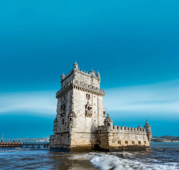 Belem tower under the sky long exposure — Stock Photo, Image