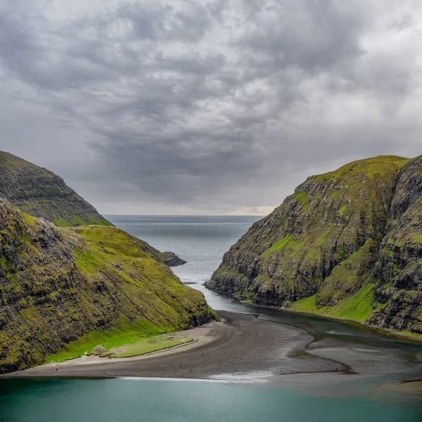 Село Саксун припливає до океану. — стокове фото