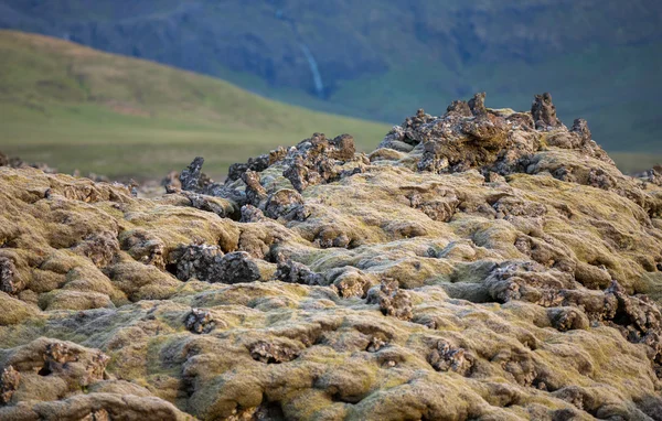 Veduta dettagliata dei campi di lava skyline in Islanda — Foto Stock